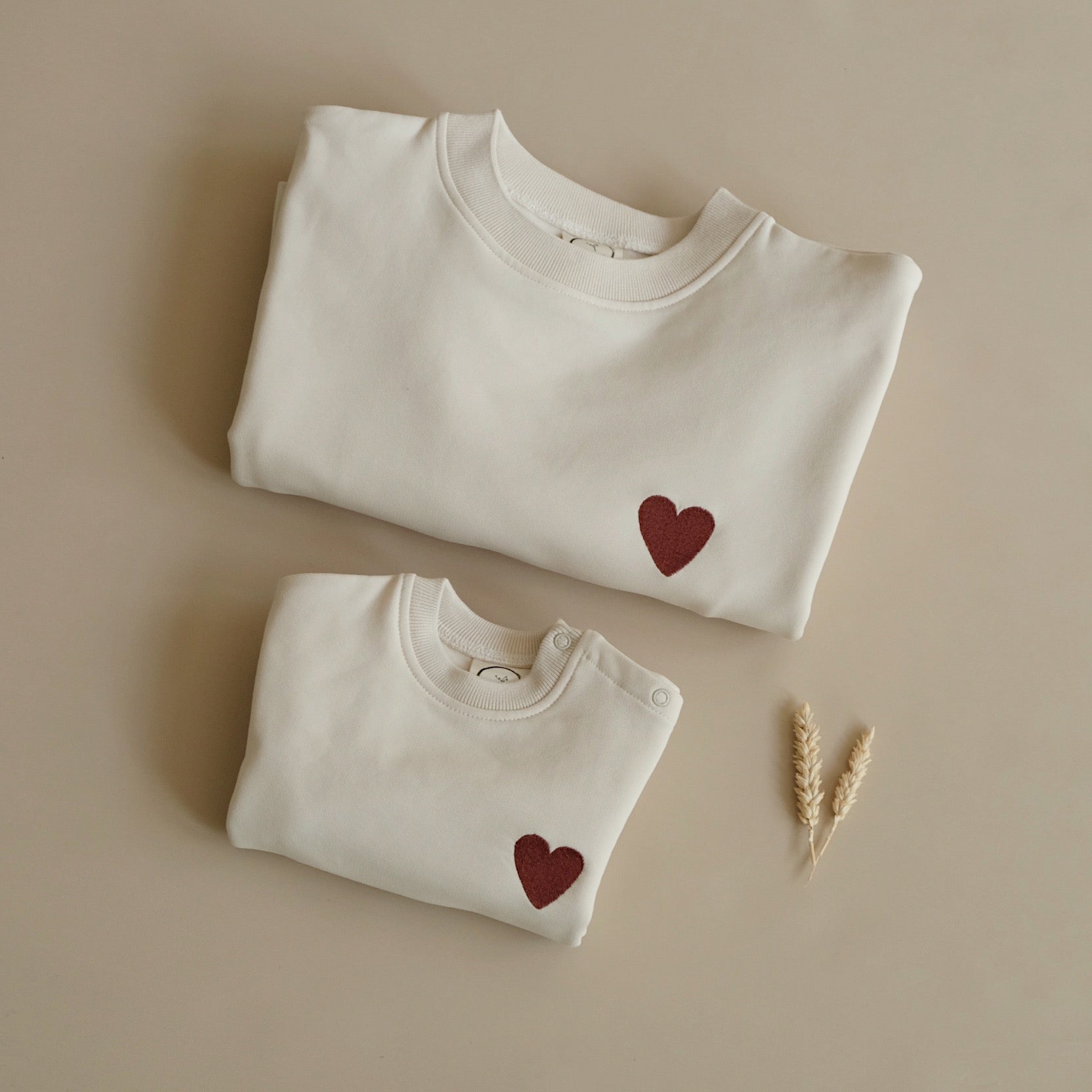 Family Sweatshirt - MUM - Sand