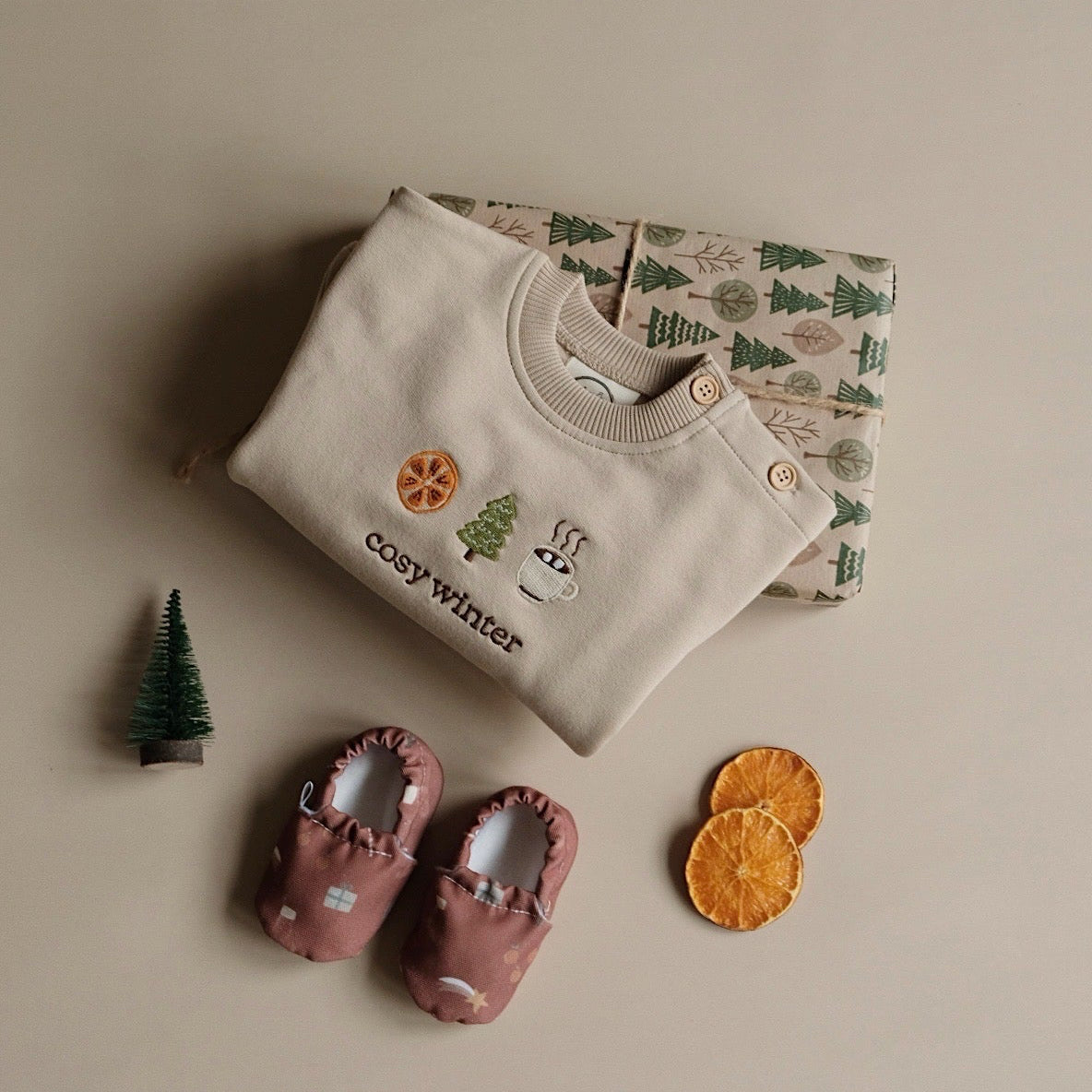 GOTS Organic Family Sweatshirt - Oatmilk - Cosy Winter