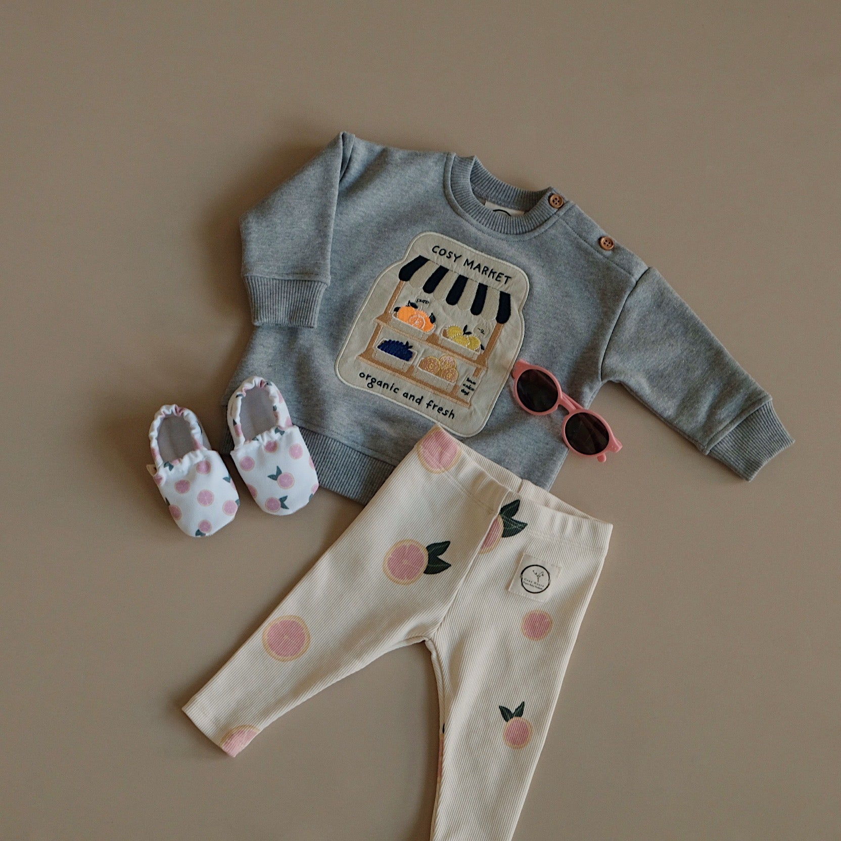 GOTS Organic Family Sweatshirt - Cosy Market